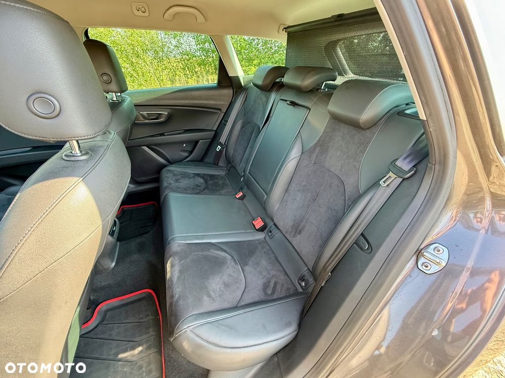 Seat Leon 1.6 TDI DPF Style Copa - 23