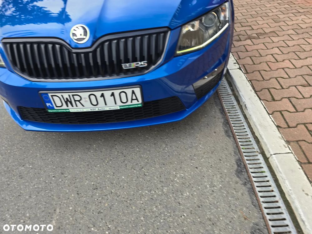 Skoda Octavia 2.0 TSI RS - 4