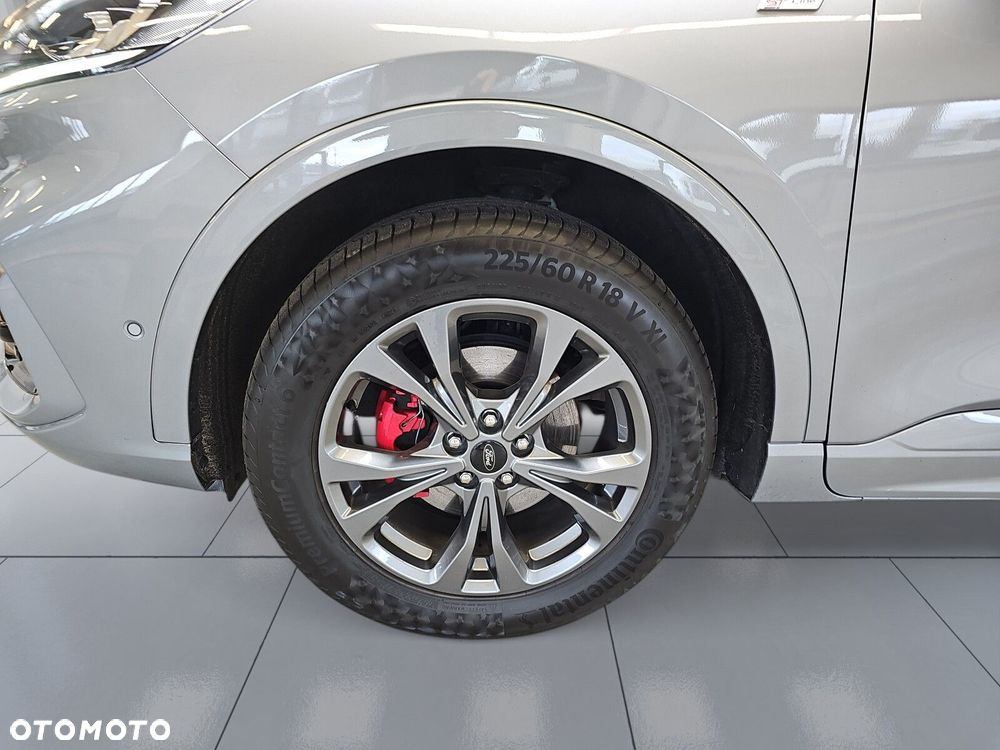 Ford Kuga 2.5 FHEV AWD ST-Line X - 16