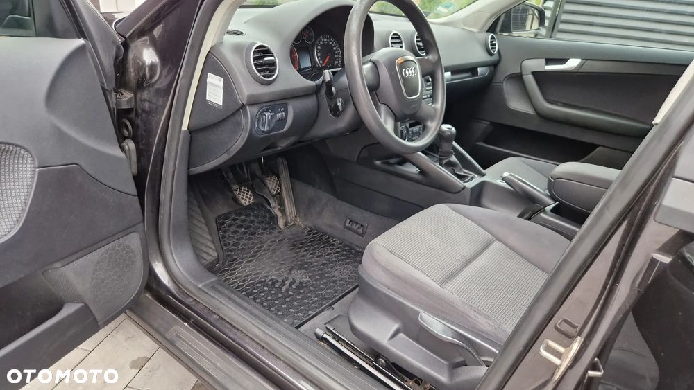 Audi A3 Sportback - 7