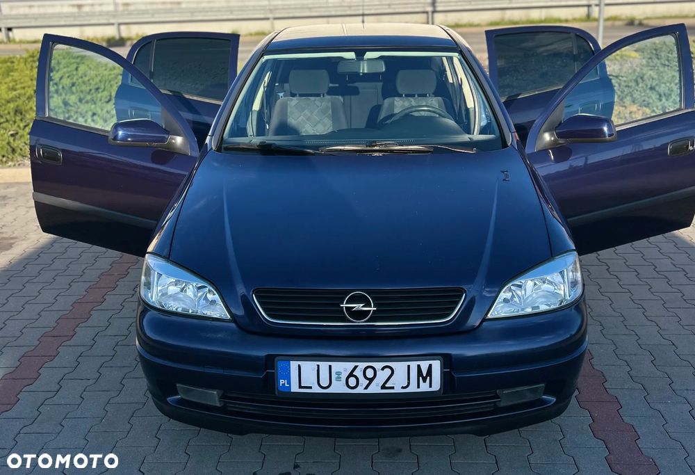 Opel Astra 1.4 Club - 14