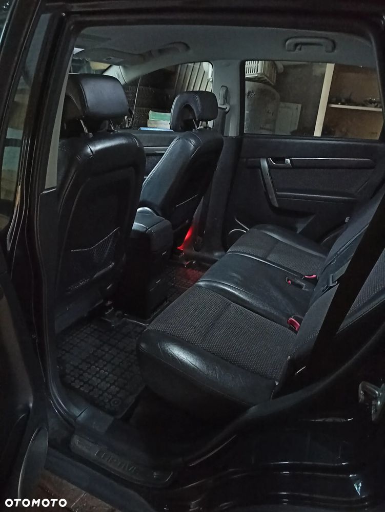 Chevrolet Captiva 2.4 LS - 3