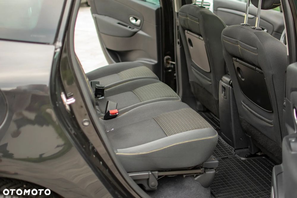 Renault Grand Scenic - 33