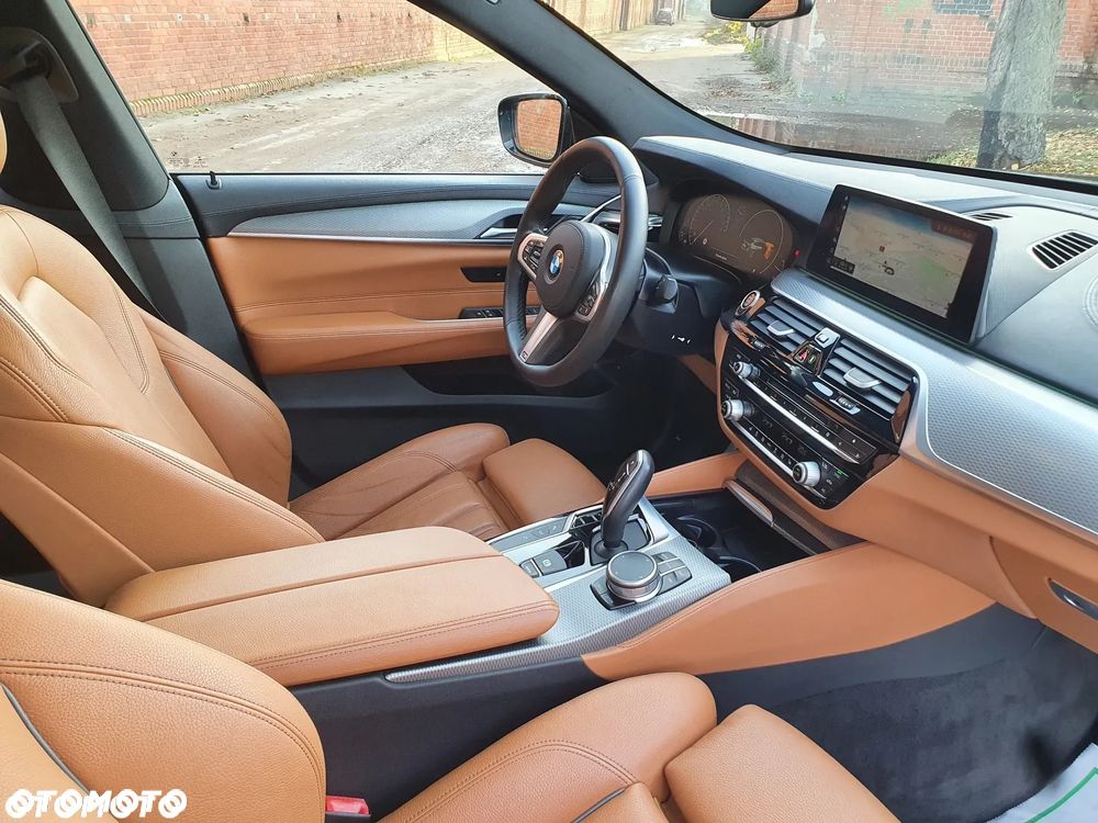 BMW 6GT 630d xDrive M Sport - 9