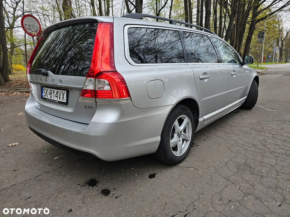 Volvo V70 D2 Drive-E Summum - 2