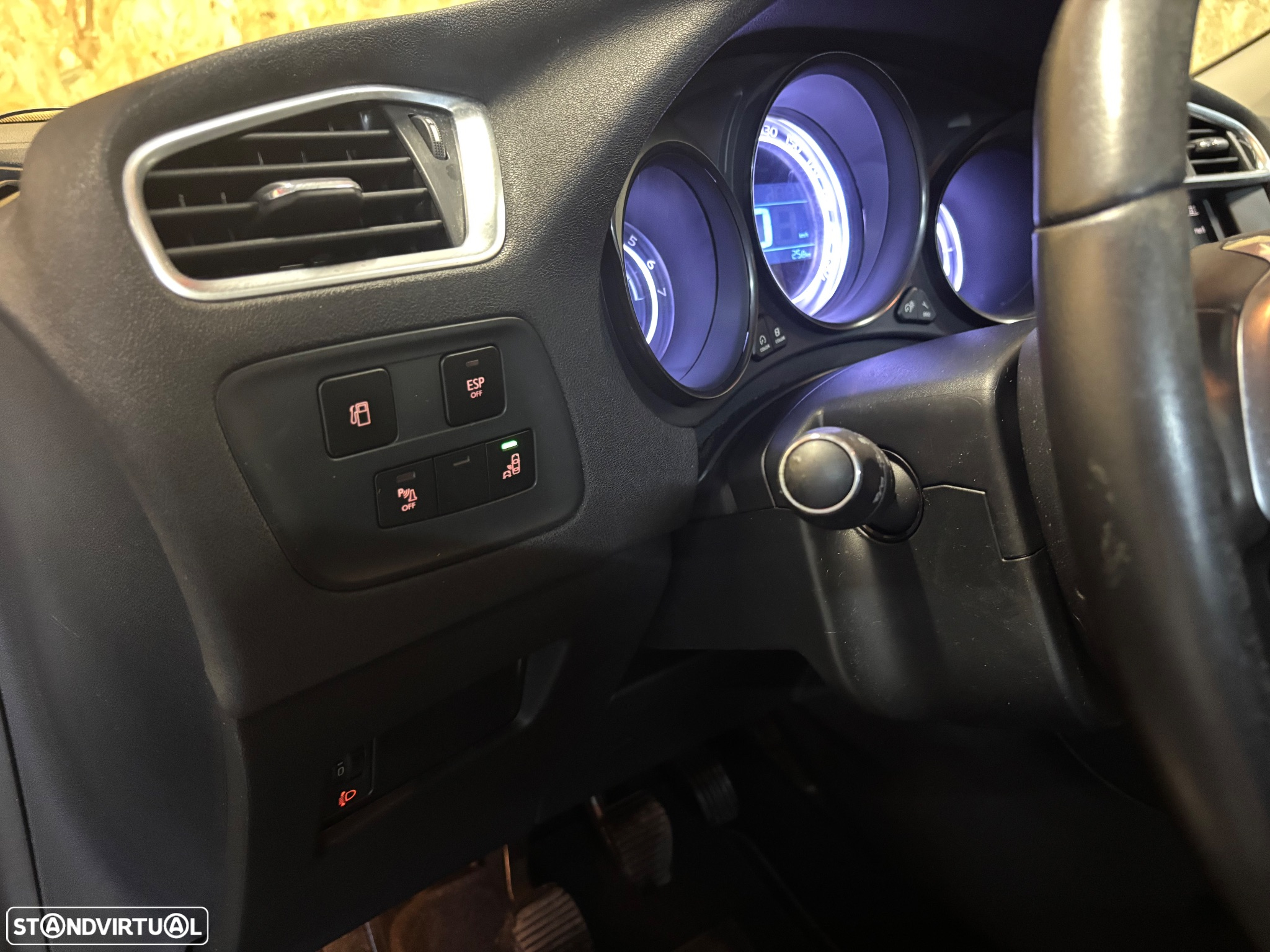 Citroën C4 1.6 e-HDi Exclusive - 9