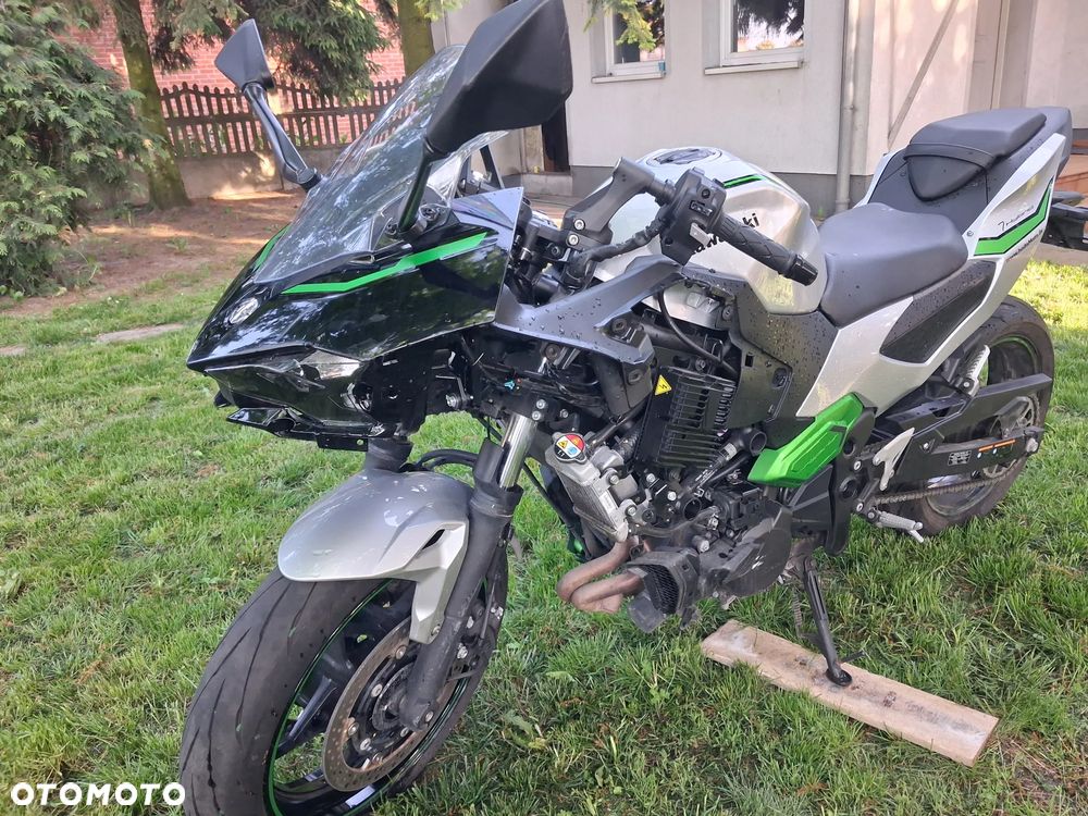 Kawasaki Ninja - 5