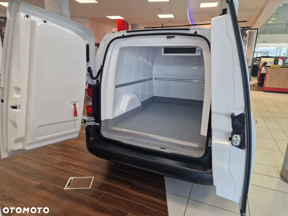 Toyota Proace City - 8