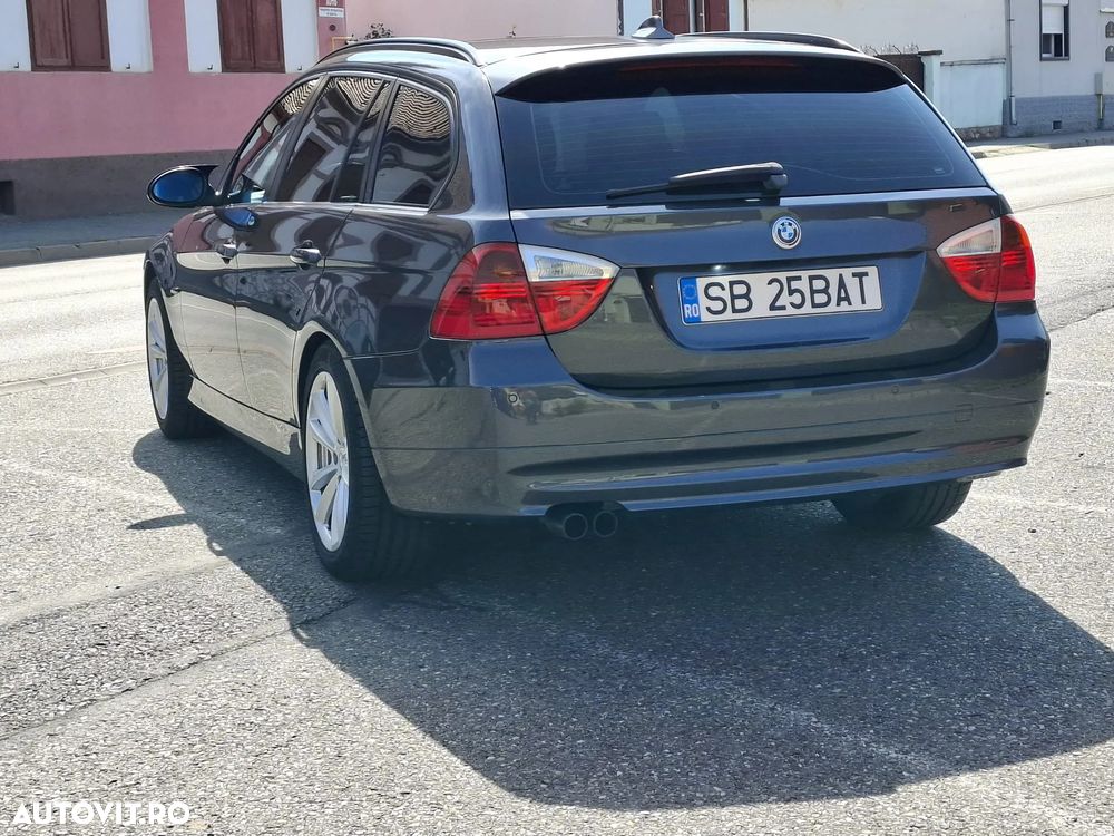 BMW Seria 3 318d DPF Touring - 5