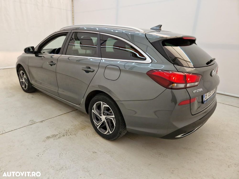 Hyundai i30 Wagon 1.5 110CP M/T Highway - 6