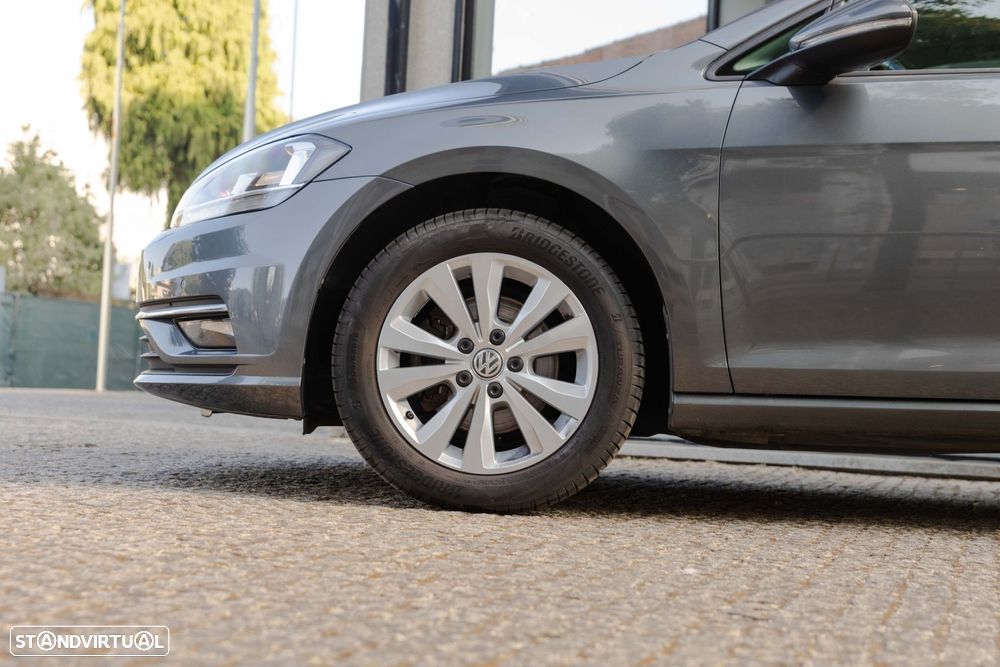 VW Golf Variant 1.6 TDi Confortline - 3