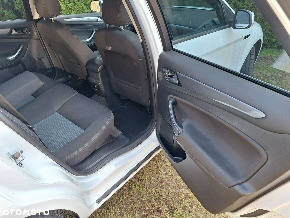 Ford Mondeo 2.0 TDCi Titanium - 25