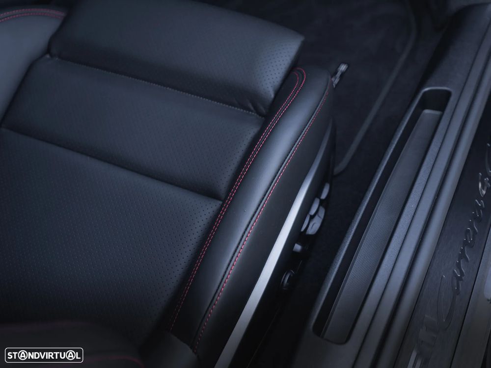 Porsche 911 (992) Carrera 4 GTS - 29