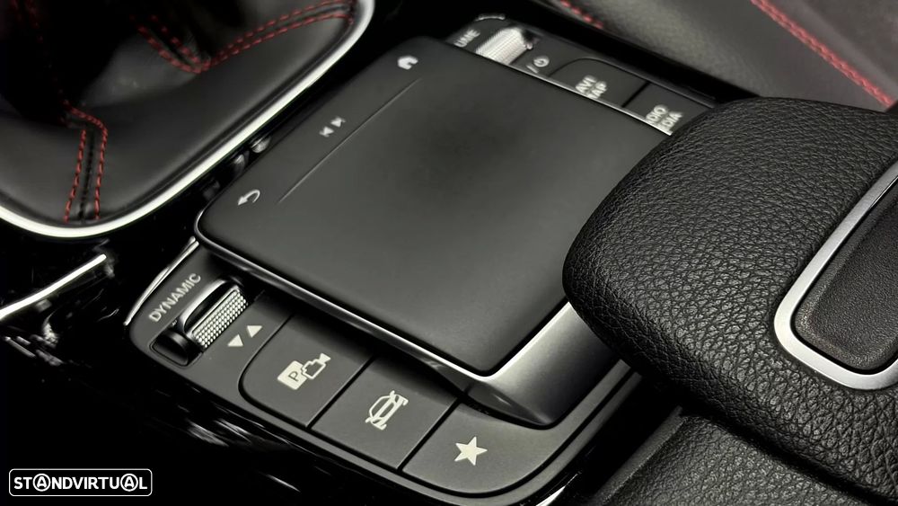 Mercedes-Benz A 200 AMG Line - 51