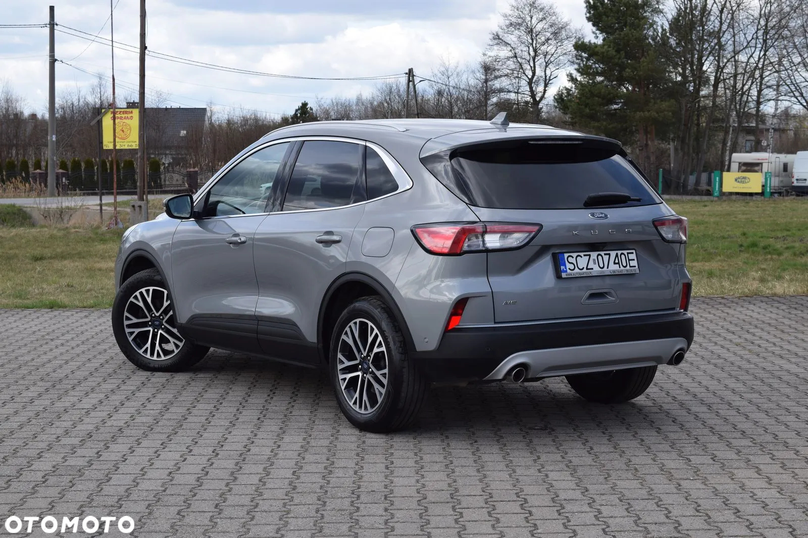 Ford Kuga 2.0 EcoBlue 4x4 TITANIUM - 4