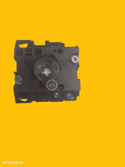 PRZEŁĄCZNIK SKRĘTU 3 POZYCJE, JCB 701/4270 - 2