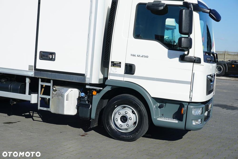 MAN TGL / 12.250 / ACC / EURO 6 / CHŁODNIA / 2 KOMOROWA - 26