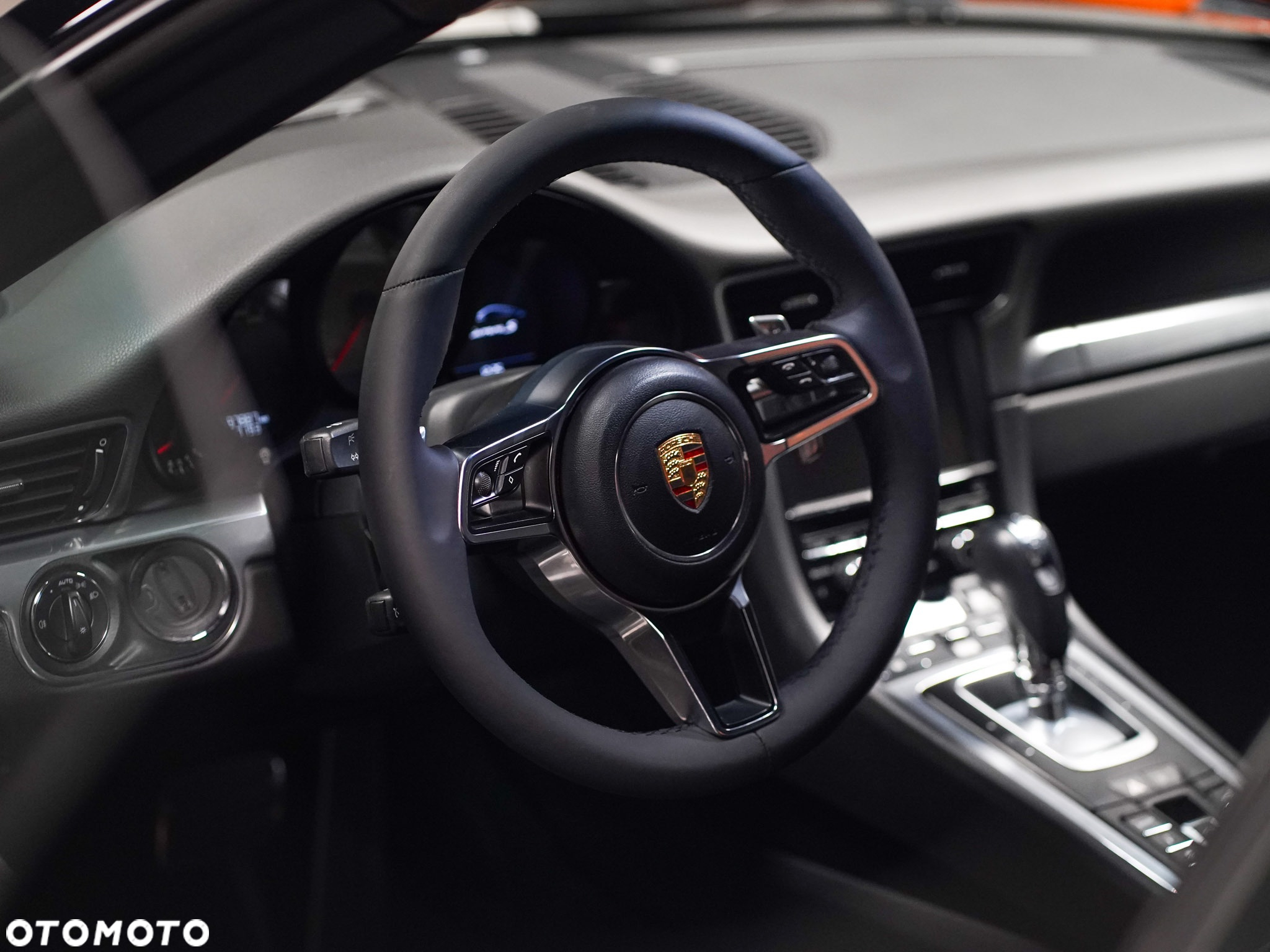 Porsche 911 Carrera S PDK - 19