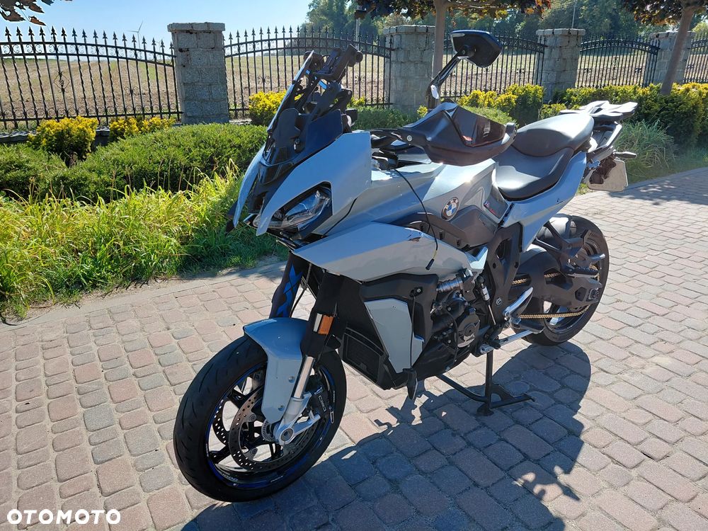 BMW XR - 2