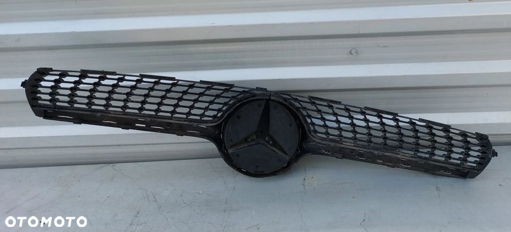 Atrapa grill Mercedes CLA W117 - 5