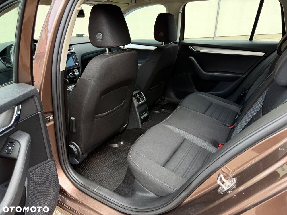 Skoda Octavia 1.6 TDI Business - 27