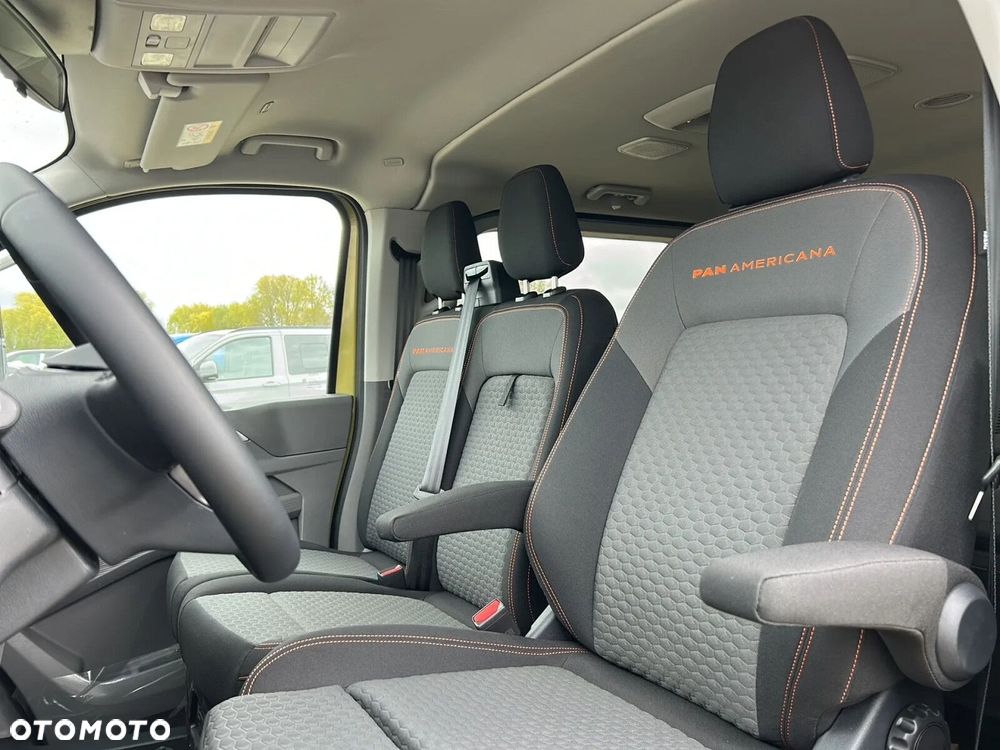 Volkswagen Caravelle - 15