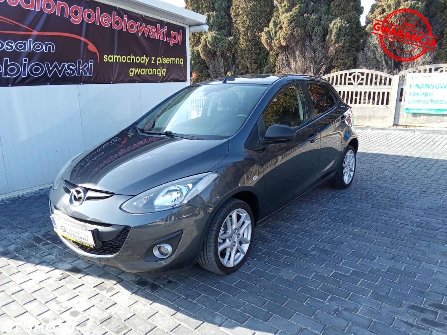 Mazda 2 - 3