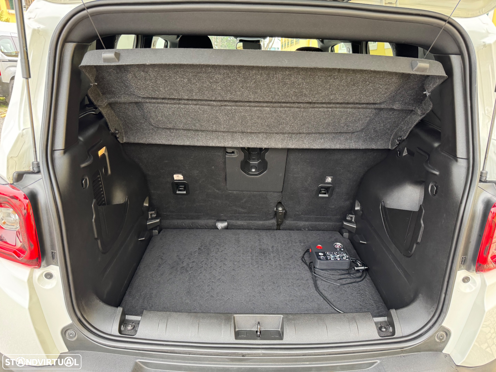 Jeep Renegade 1.0 T Sport - 39