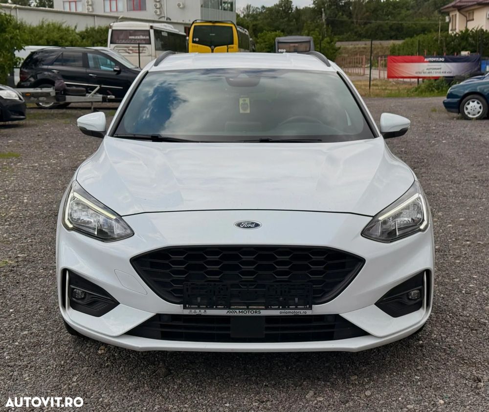 Ford Focus 1.0 EcoBoost MHEV ST-Line - 36