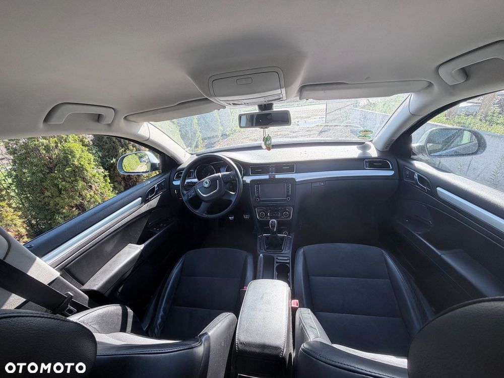 Skoda Superb - 15