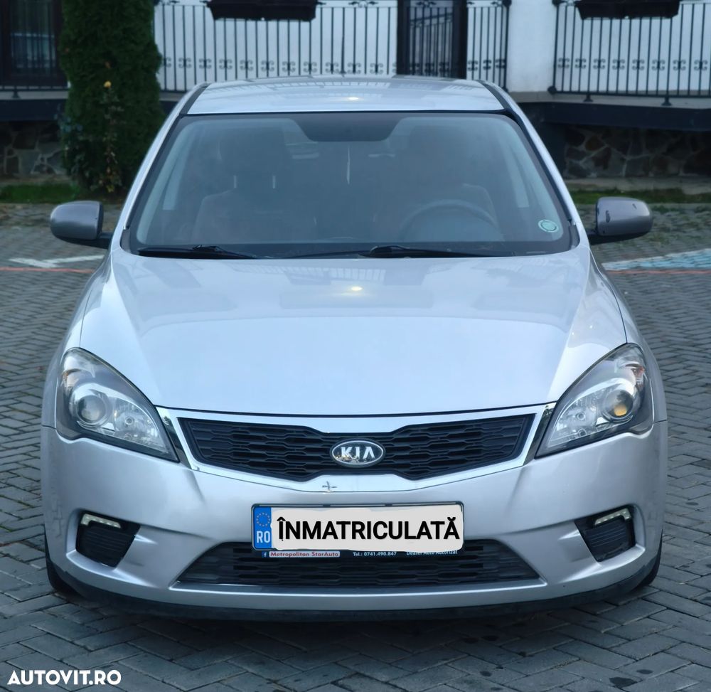 Kia Ceed - 1