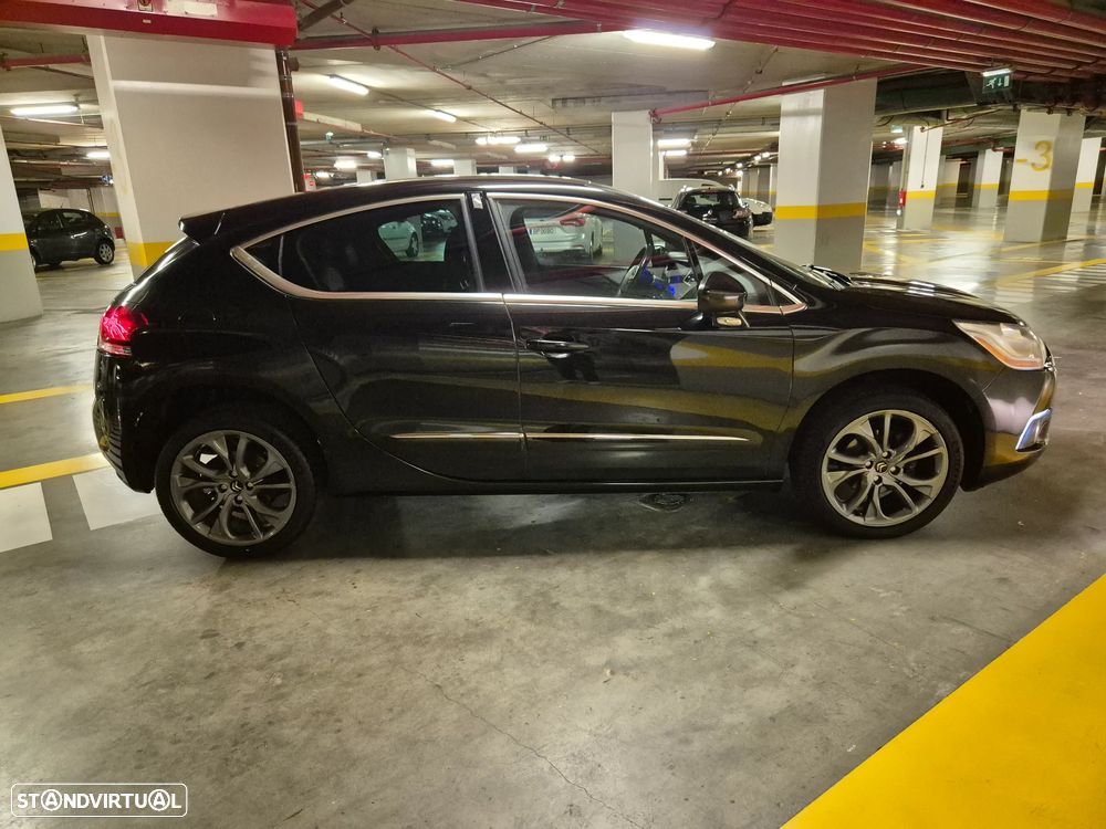 Citroën DS4 1.6 e-HDi So Chic - 9