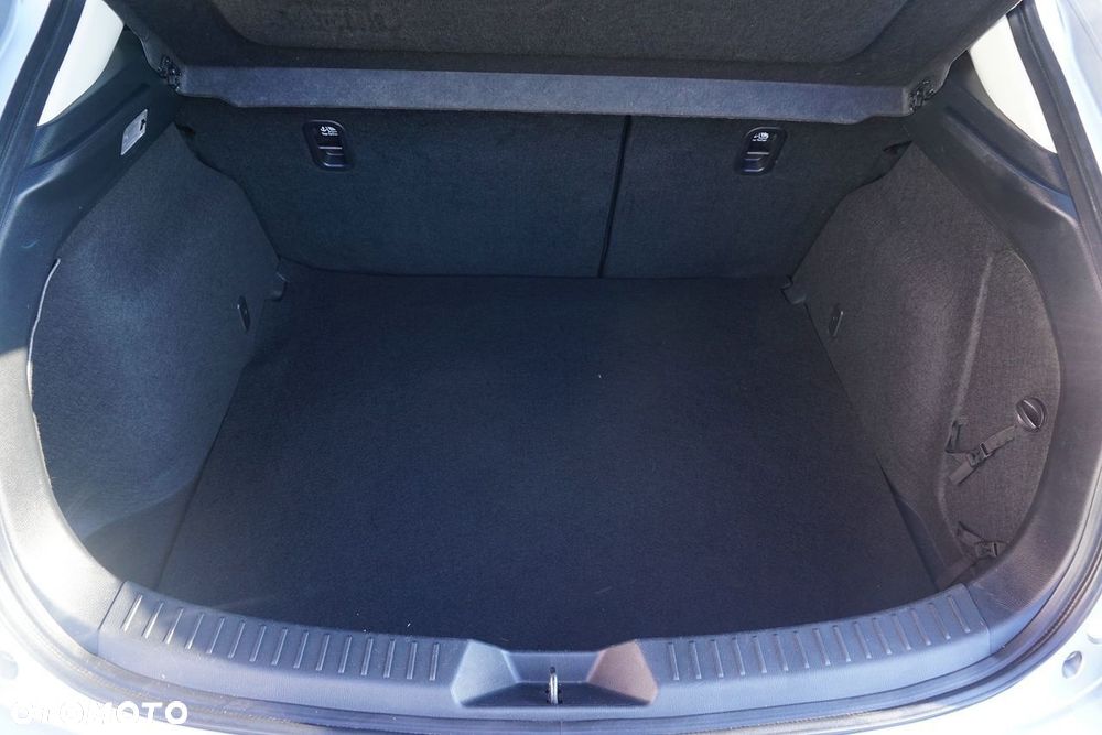 Mazda 3 SKYACTIV-G 120 Sports-Line - 28