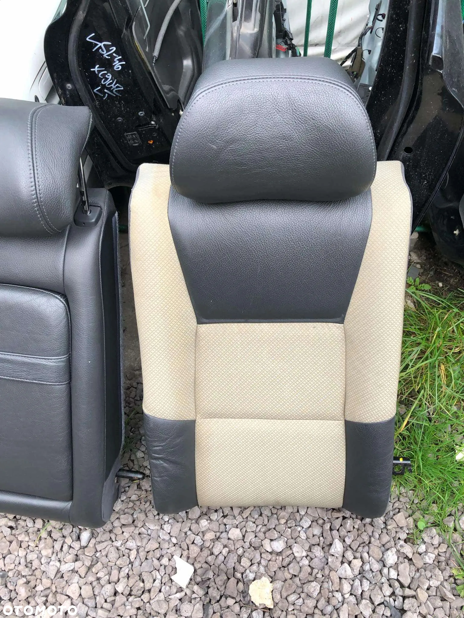 FOTELE KOMPLETNE Z BOCZKAMI VOLVO S60 I - 13