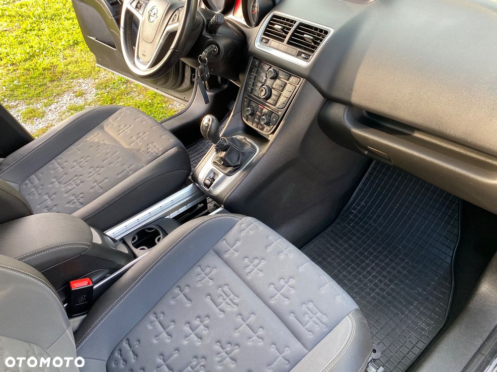 Opel Meriva 1.4 Innovation - 17