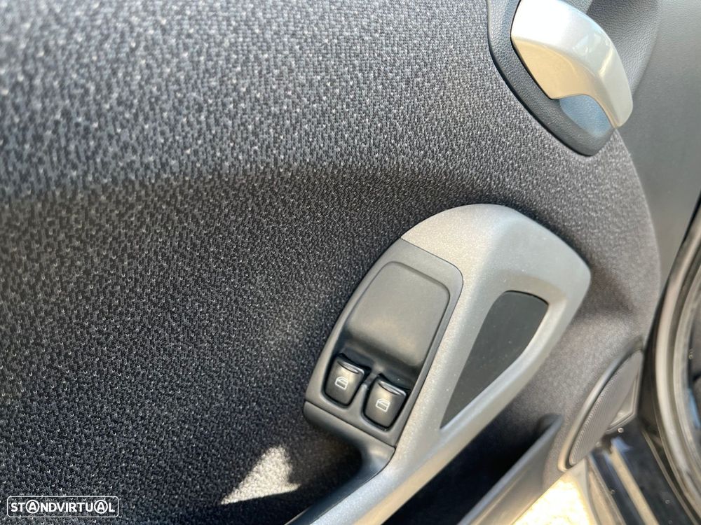 Smart ForTwo Coupé 0.8 cdi Passion 54 - 13
