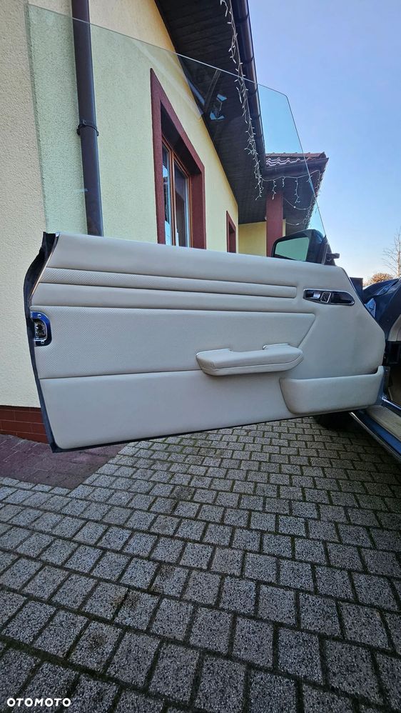 Mercedes-Benz SL - 25