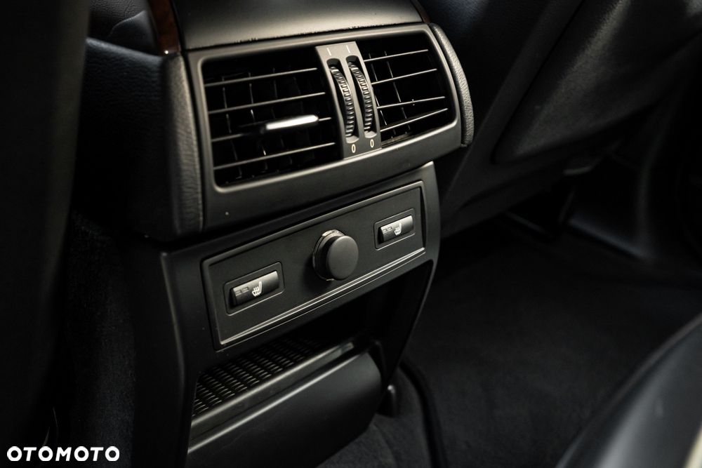 BMW X6 xDrive40d - 20