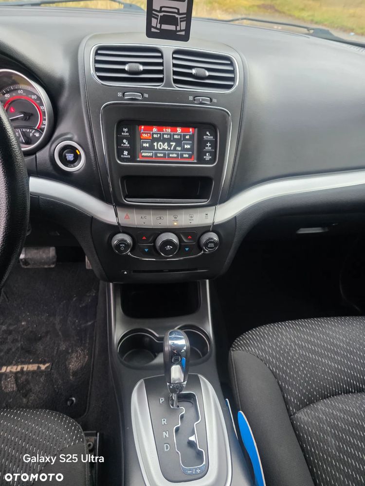 Dodge Journey 2.7 V6 R/T - 29