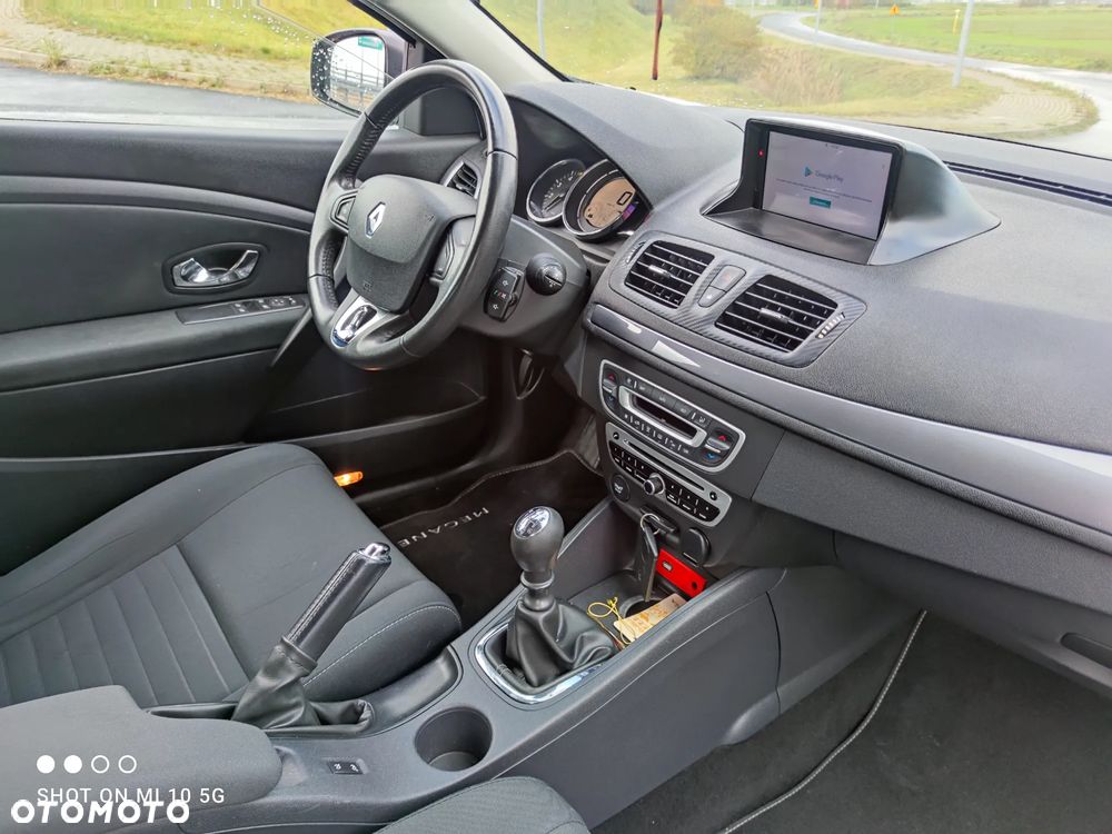 Renault Megane 1.5 dCi Limited - 10