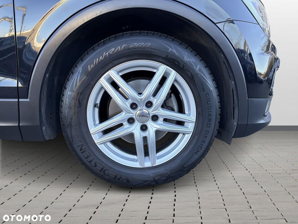 Volkswagen Tiguan - 9