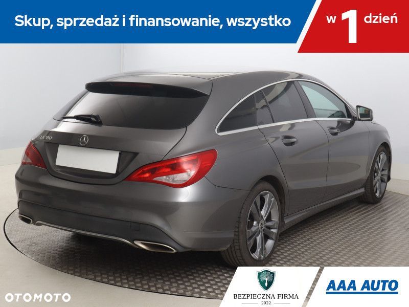 Mercedes-Benz CLA - 7