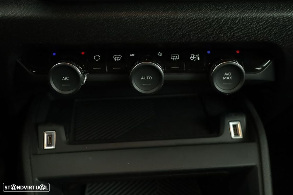 Citroën C4 X 1.5 BlueHDi Feel Pack EAT8 - 13