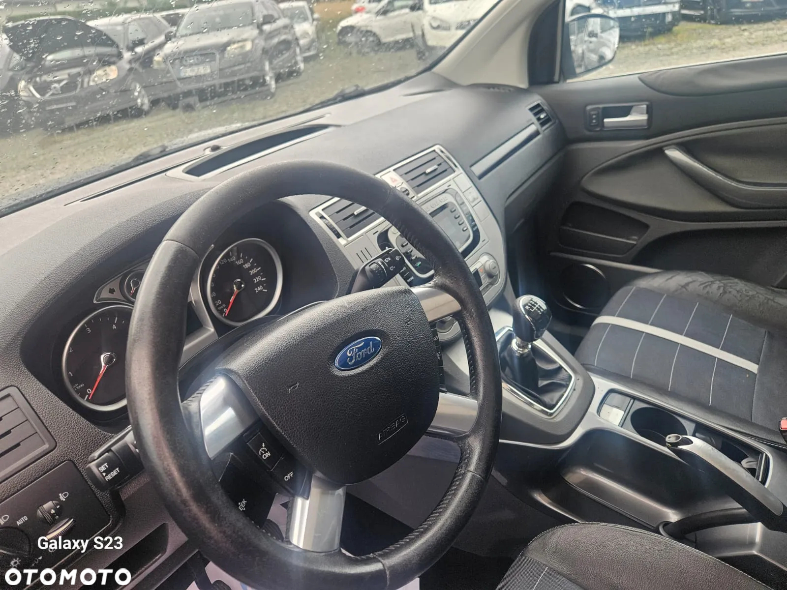 Ford Kuga 2.0 TDCi 4x4 Titanium - 9