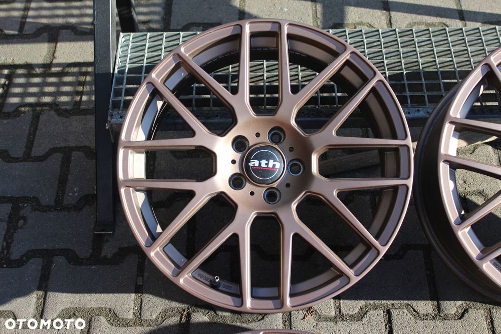 WHEELWORLD 19cali 5x114,3 ET45 8,5J - 1