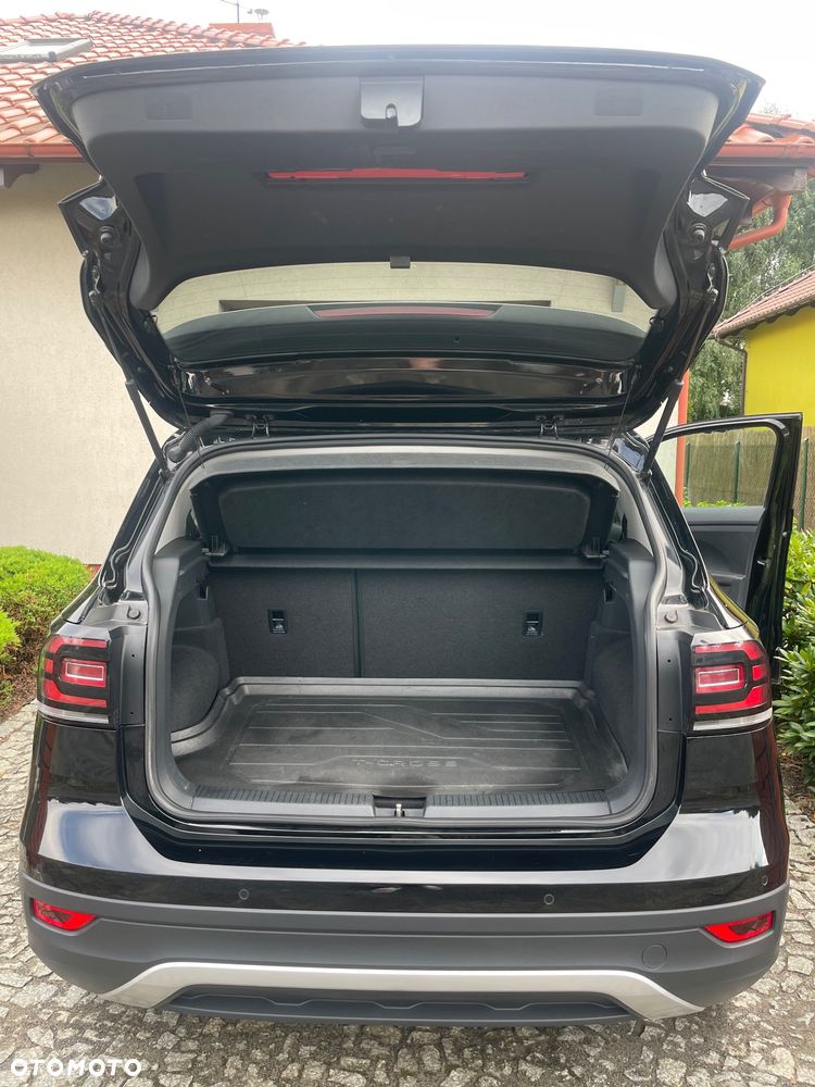 Volkswagen T-Cross - 12