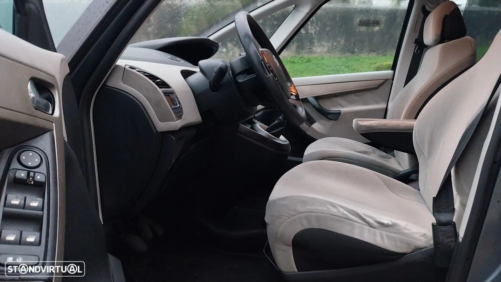 Citroën C4 Grand Picasso 1.6 HDi Confort - 5
