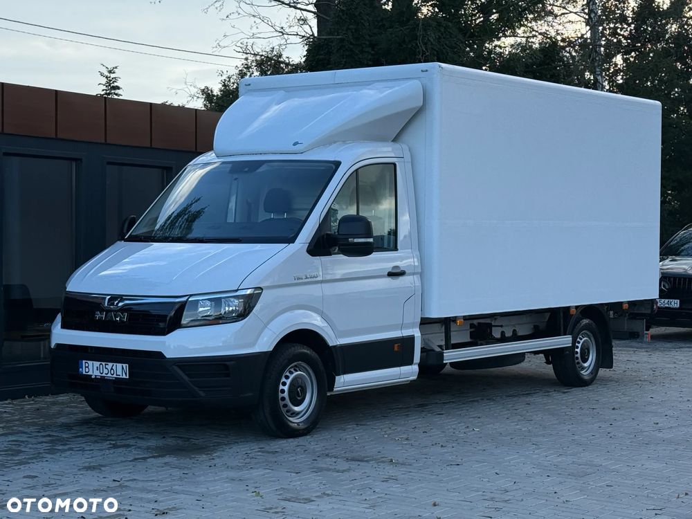 MAN TGE 3.180 / Kontener 8EP + Winda 750KG / 2021 ROK PRODUKCJI / Automat 8-biegów / DUŻY SERWIS / ZAREJESTROWANY W PL - 18