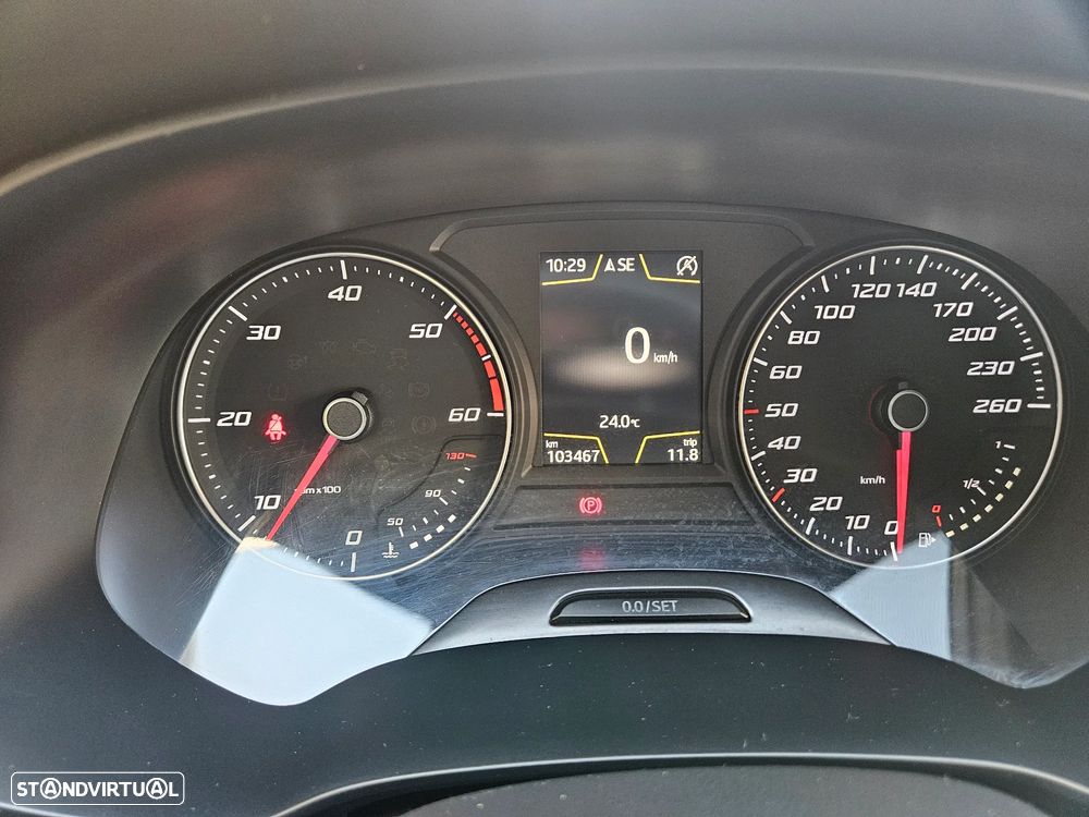 SEAT Leon 1.6 TDI Reference Ecomotive - 9