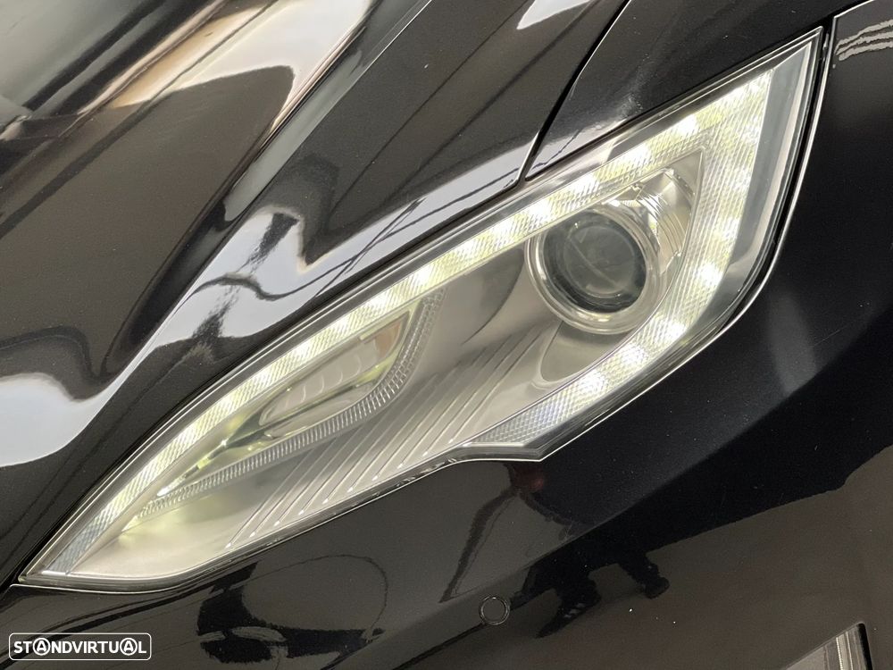 Tesla Model S - 14